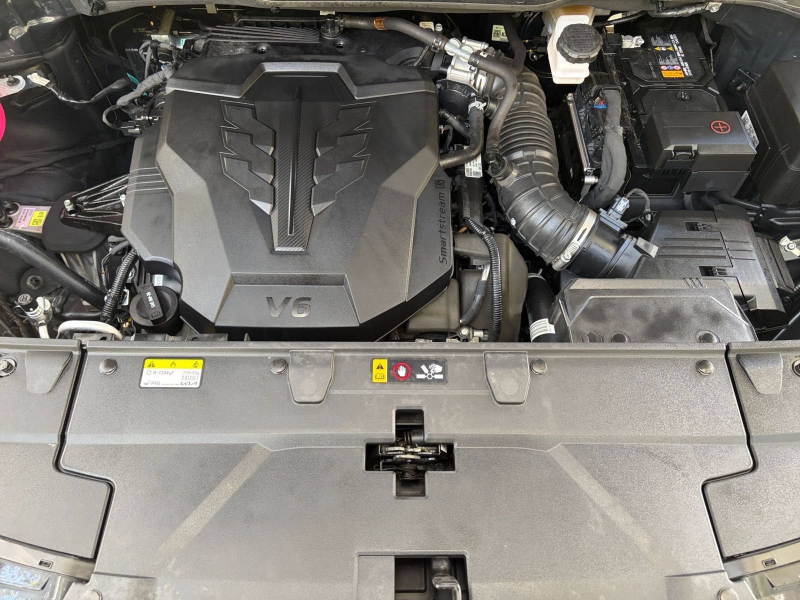 Used 2026 Kia Carnival FWD image 34