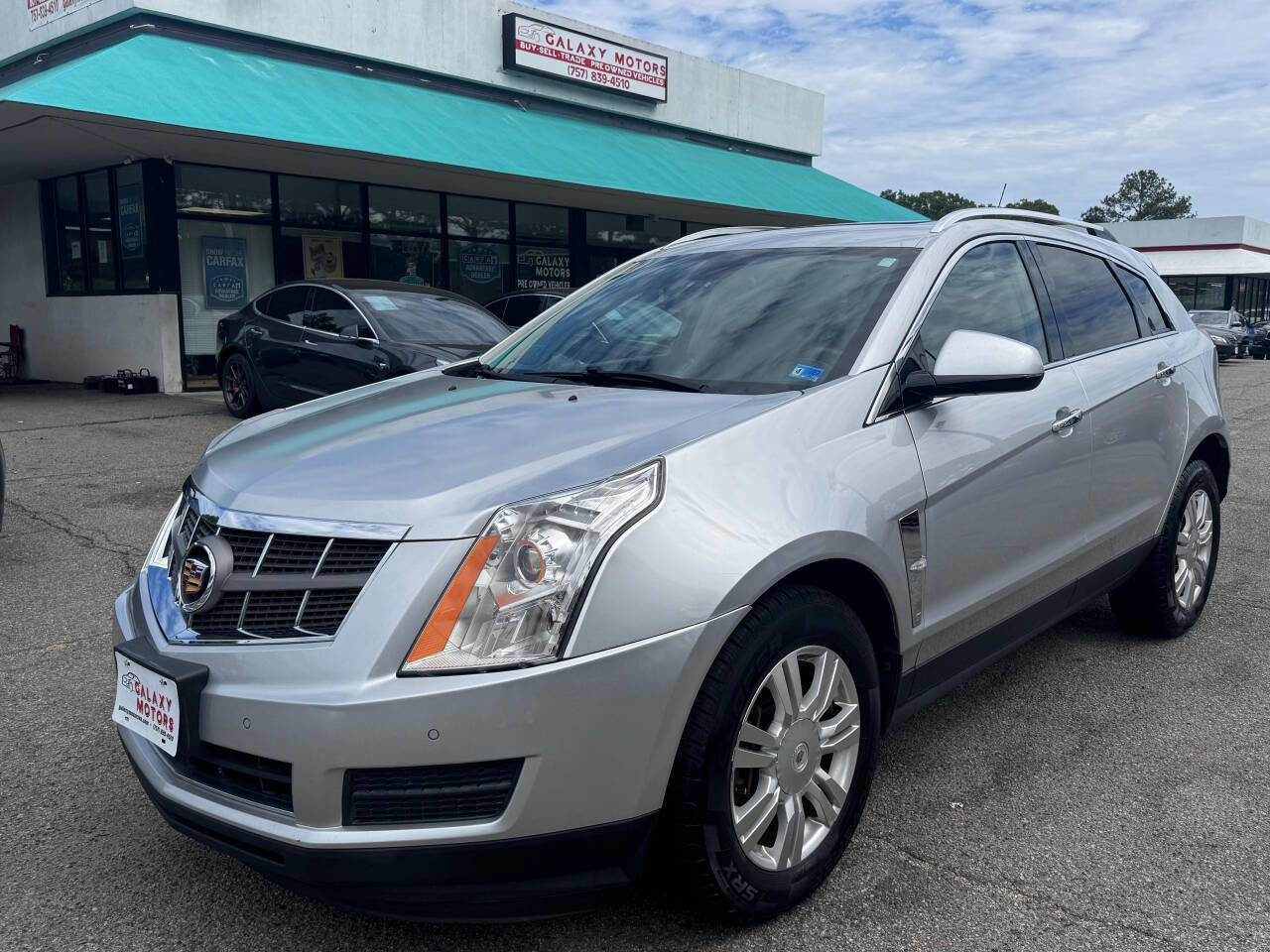 Used 2010 Cadillac SRX Luxury FWD image 1