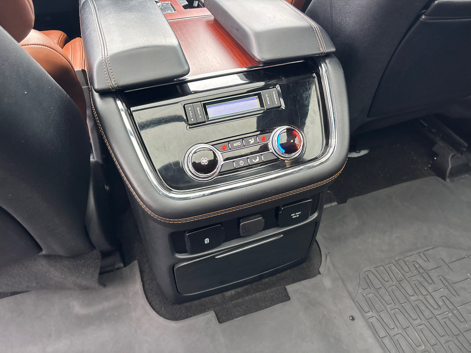 Used 2021 Lincoln Navigator L Reserve image 32