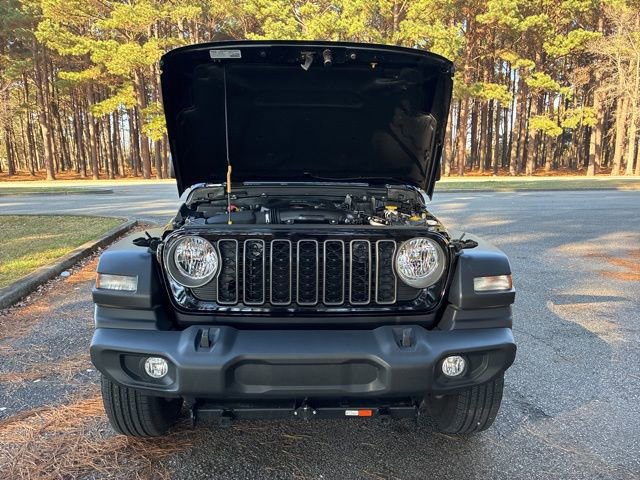 Used 2024 Jeep Wrangler Sport S image 21