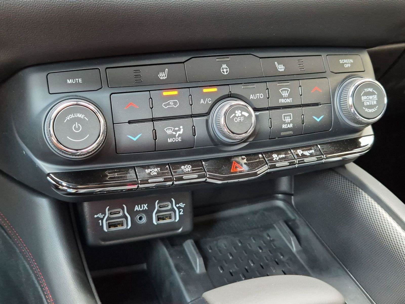 New 2026 Dodge Durango GT w/ Blacktop Package AWD/4WD image 9