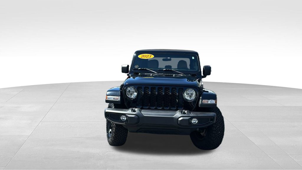 Used 2023 Jeep Gladiator Sport video 2