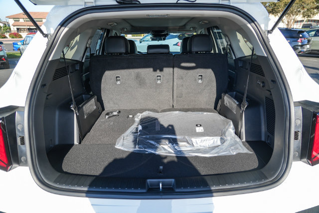 New 2026 Kia Sorento S w/ S Panoramic Sunroof Package FWD image 28
