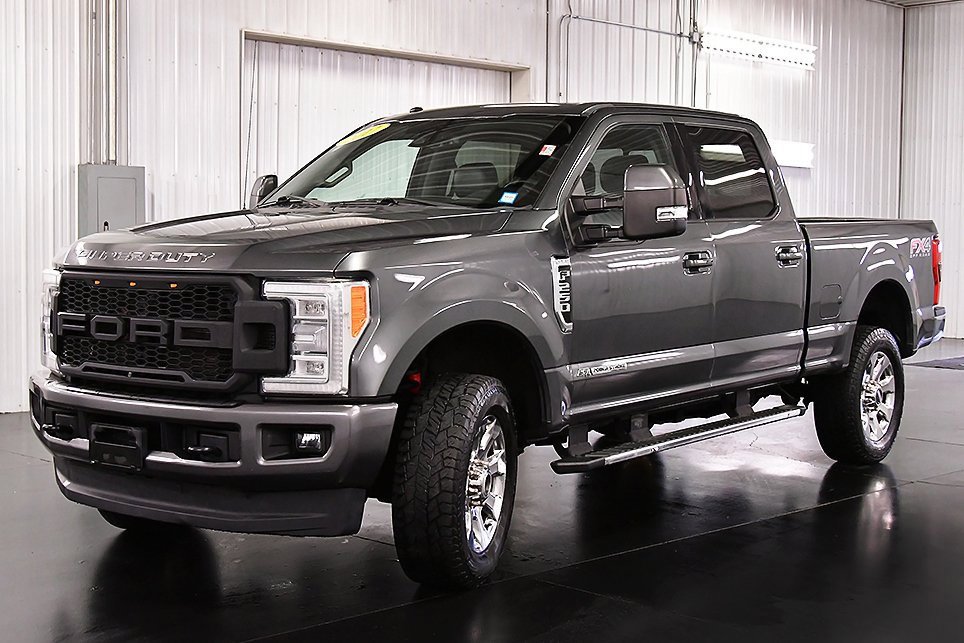 Used 2017 Ford F250 Lariat w/ Lariat Ultimate Package image 3