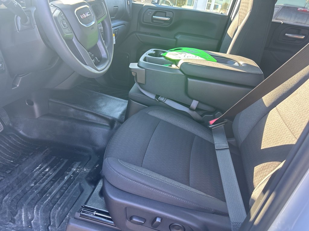 New 2026 GMC Sierra 3500 Pro w/ Convenience Package image 10