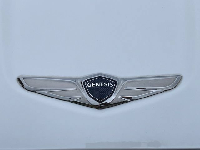 Used 2025 Genesis GV70 3.5T Sport AWD/4WD image 31