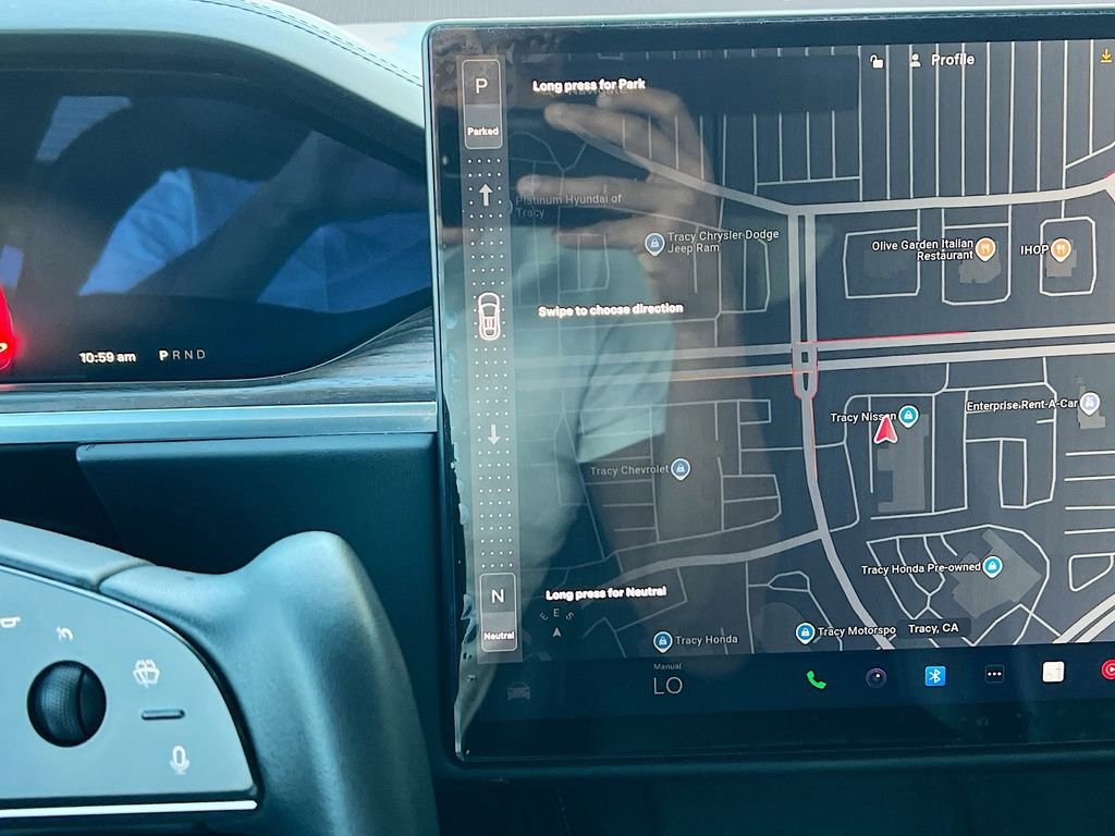 Used 2023 Tesla Model X image 16