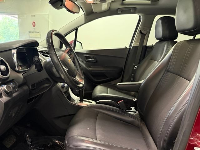 Certified 2015 Chevrolet Trax LT w/ LT Sun and Sound Package AWD/4WD image 13