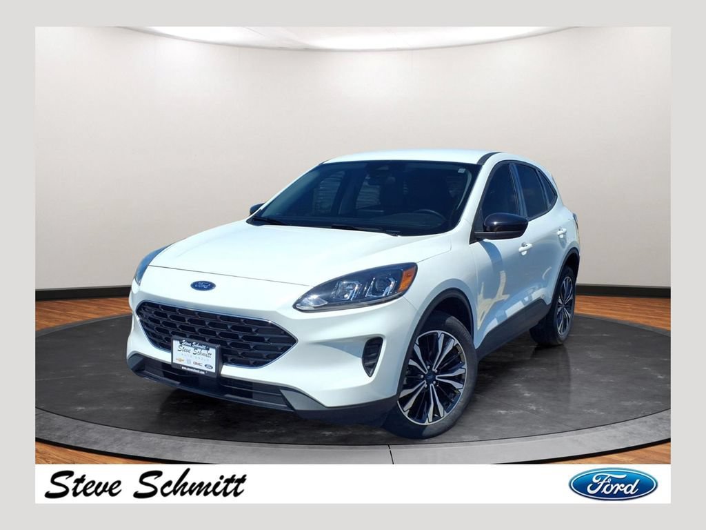 Used 2022 Ford Escape SE w/ SE Sport Appearance Package