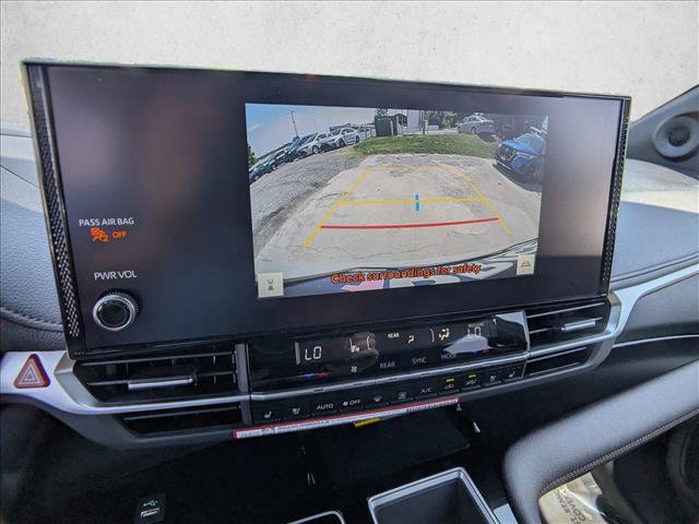 Used 2026 Toyota Sienna Limited AWD/4WD image 14