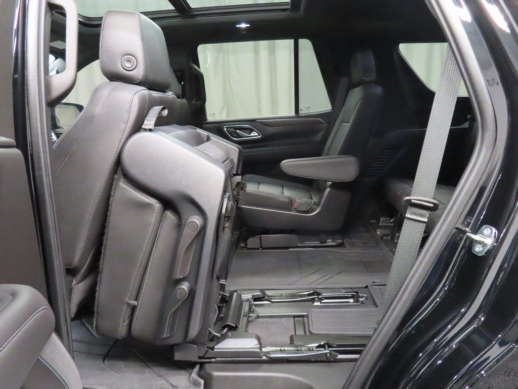 Used 2024 Chevrolet Tahoe LT w/ Luxury Package image 55