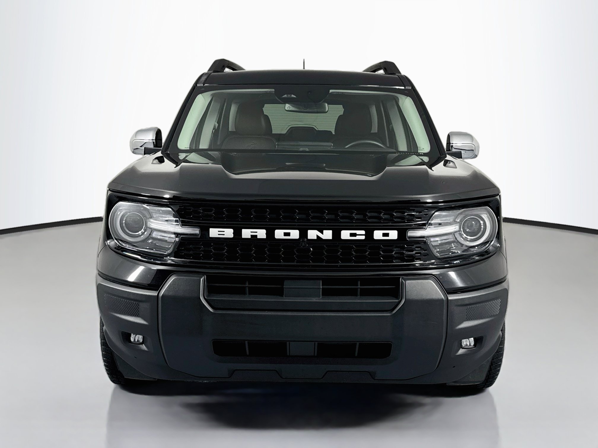 Used 2025 Ford Bronco Sport Outer Banks AWD/4WD image 2