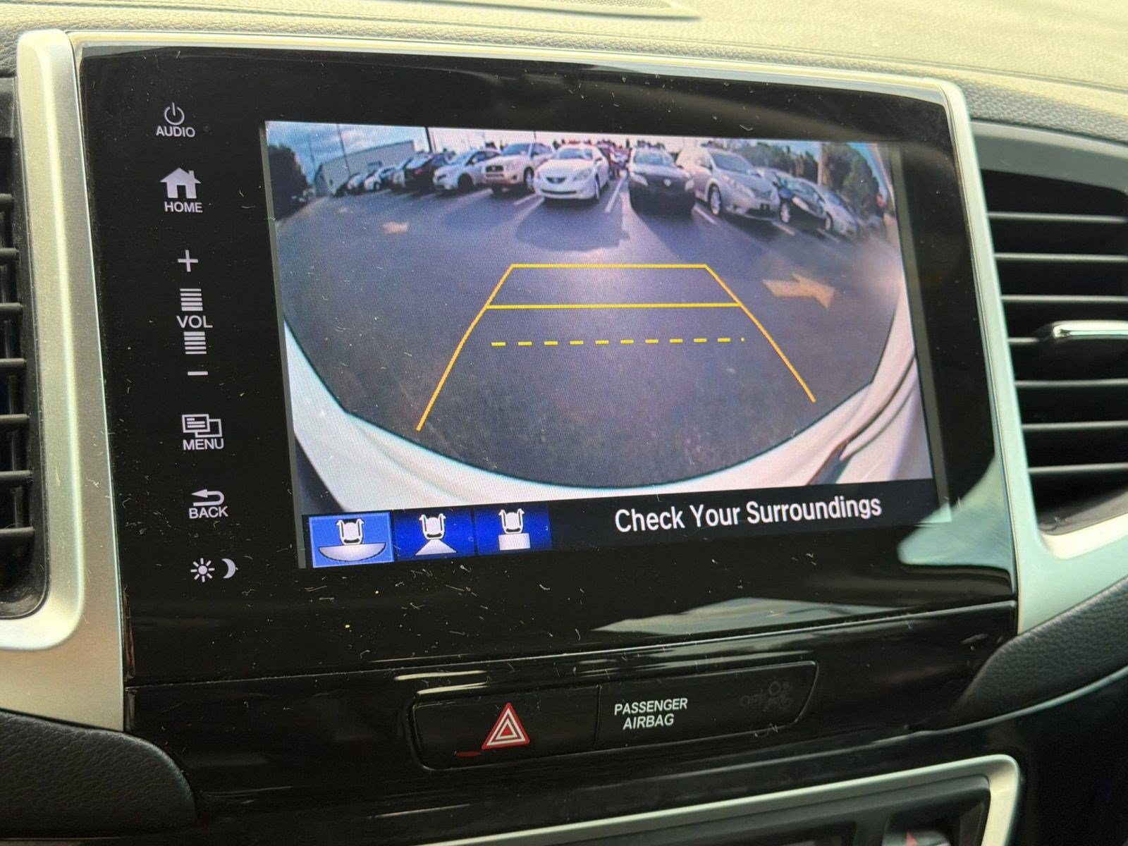 Used 2018 Honda Pilot Touring image 19
