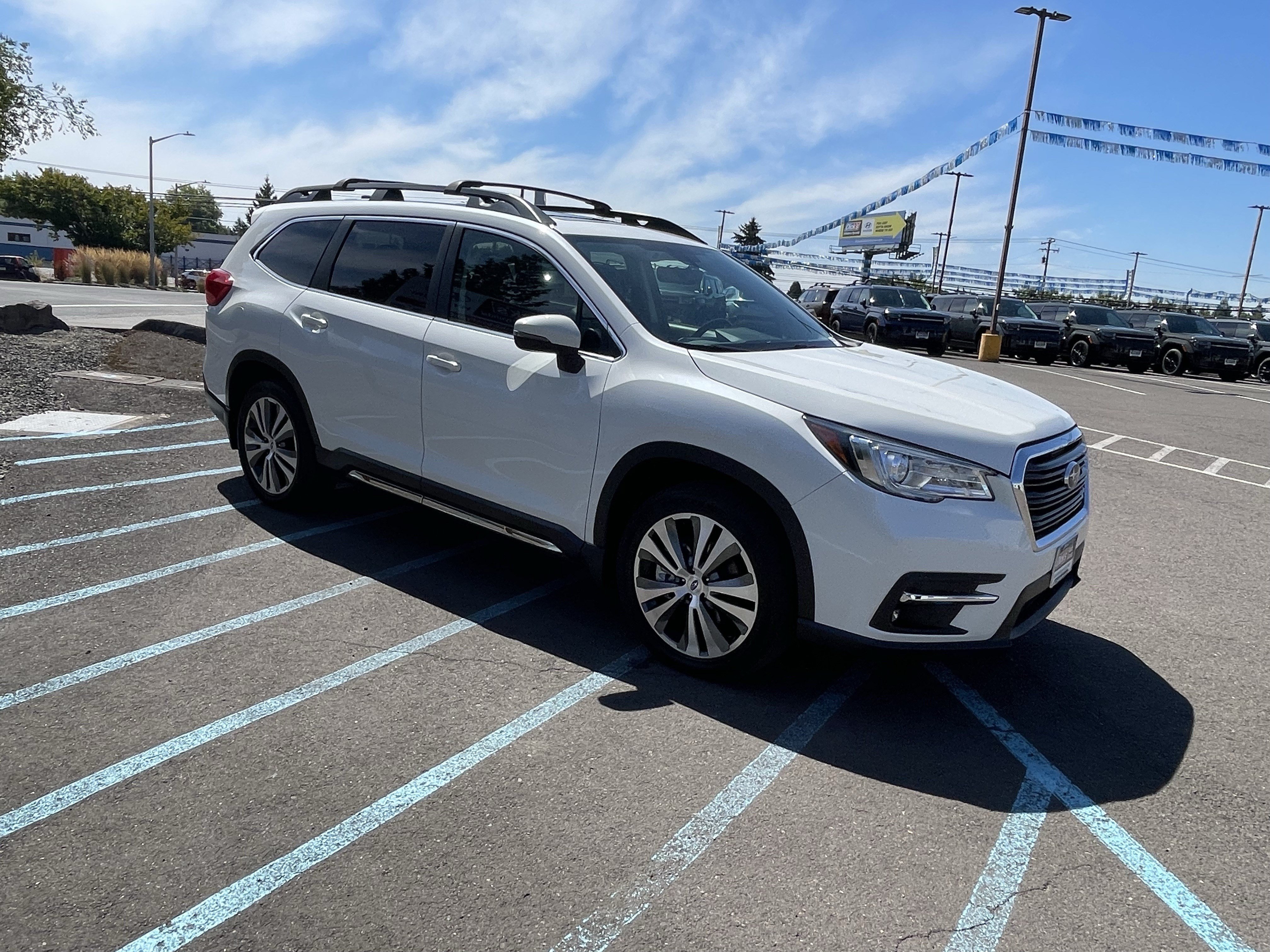 Used 2022 Subaru Ascent Limited w/ Technology Package AWD/4WD image 7