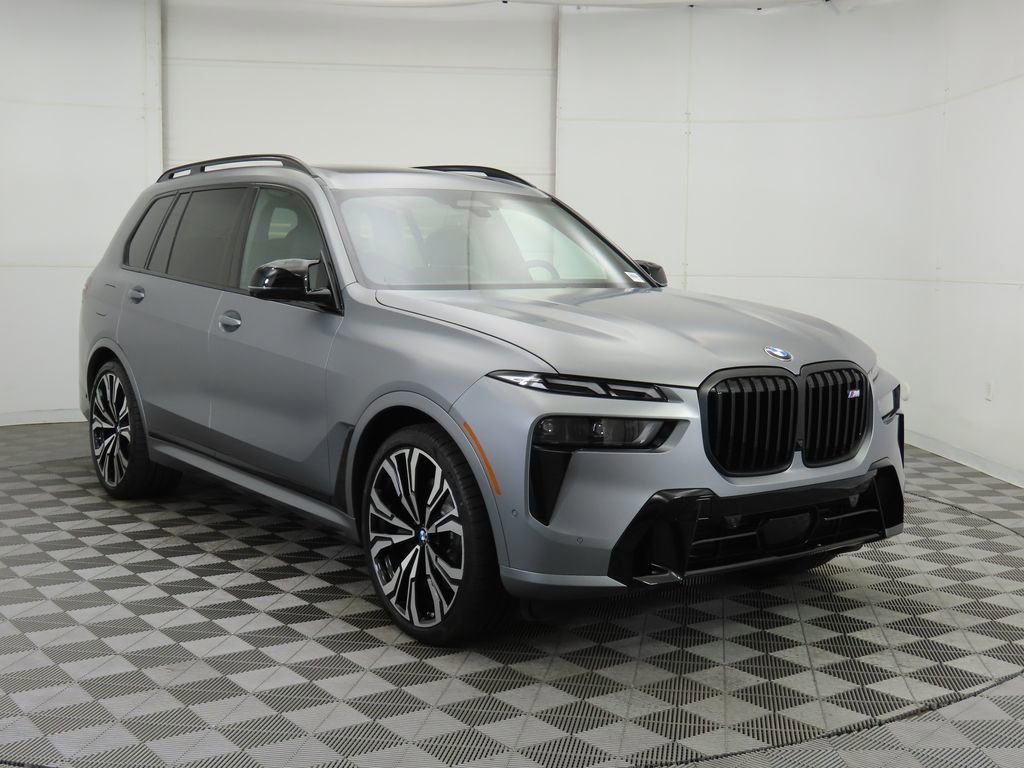 New 2026 BMW X7 M60i image 3