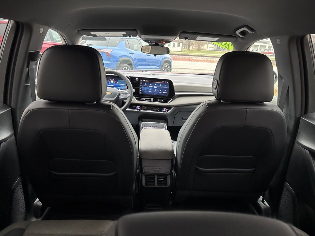 New 2026 Chevrolet Equinox LT w/ Convenience Package II image 11