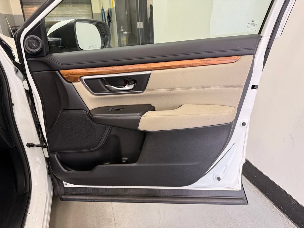Used 2017 Honda CR-V EX image 27