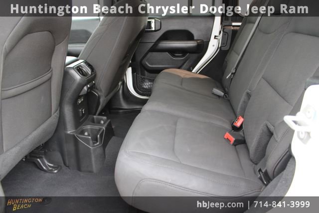 Used 2023 Jeep Wrangler Sahara image 41