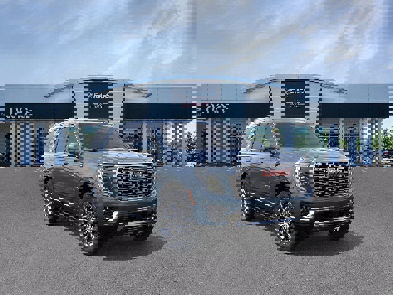 New 2026 GMC Yukon Denali w/ Sun & Power Step Package