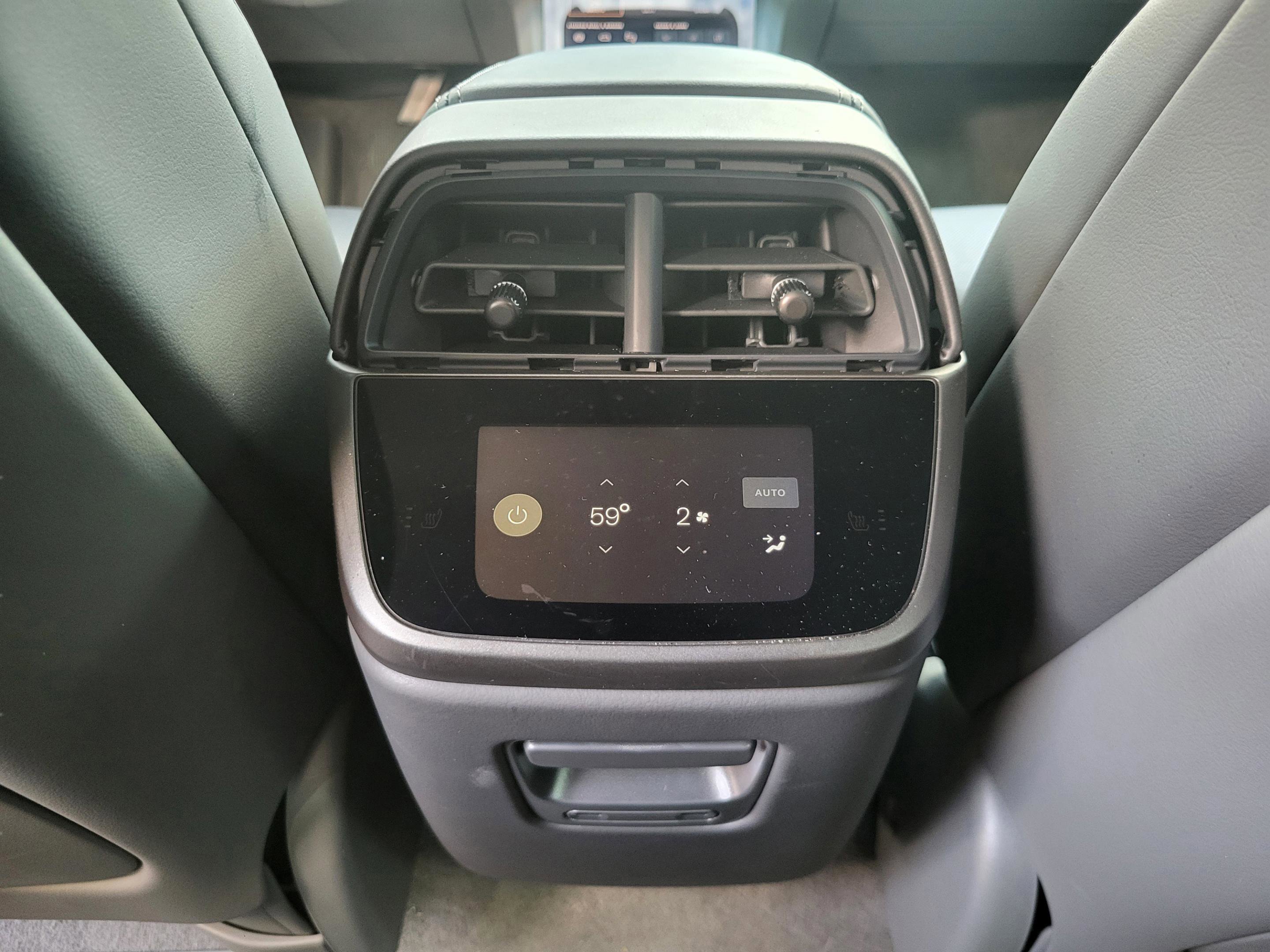 Used 2025 Lucid Air Pure image 38