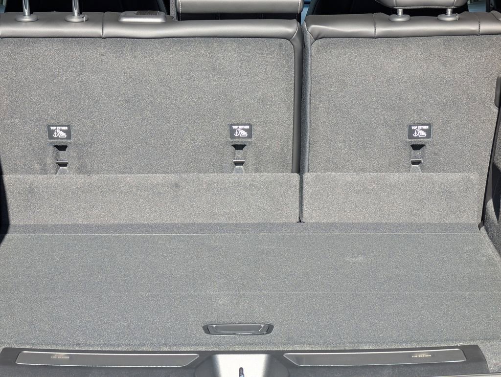 New 2026 Cadillac Lyriq Sport AWD/4WD image 20