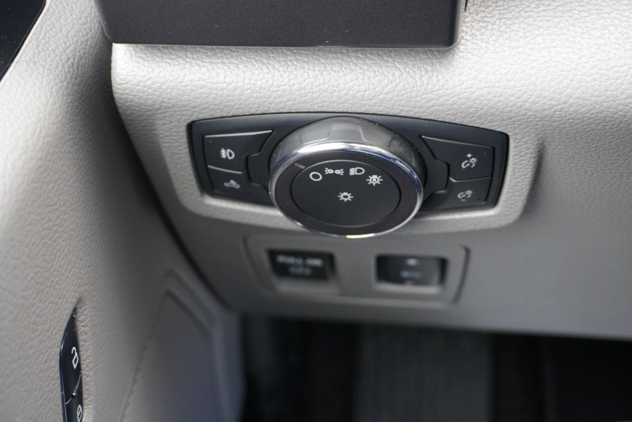 Used 2018 Ford F150 XLT w/ Equipment Group 302A Luxury image 10