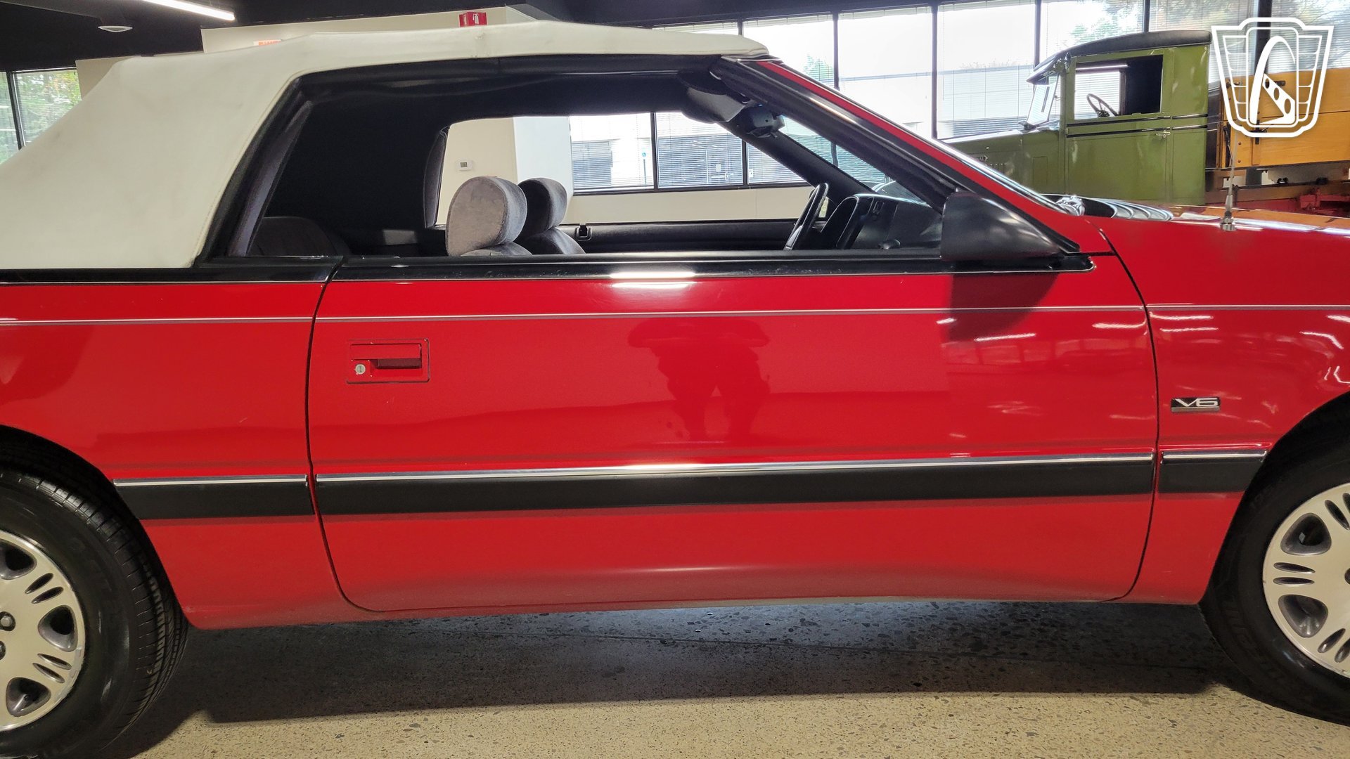 Used 1993 Chrysler LeBaron Convertible FWD image 39