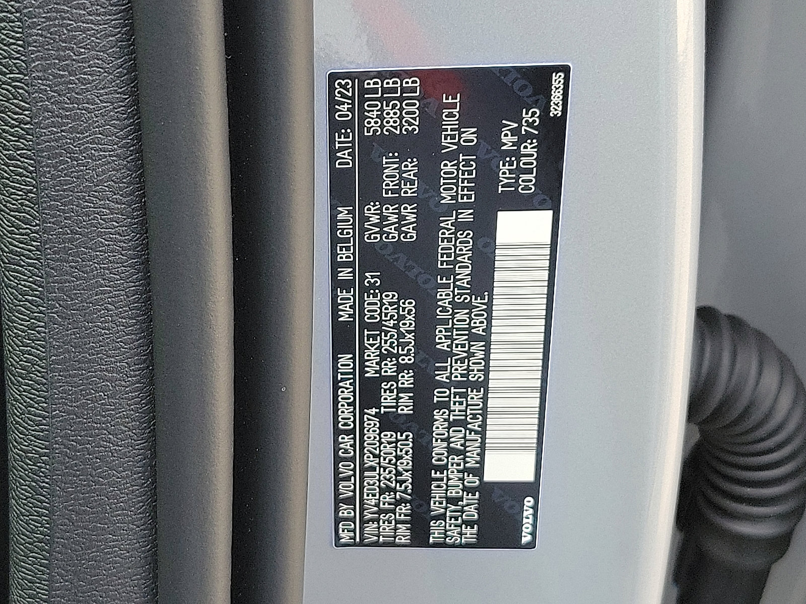 Certified 2023 Volvo XC40 Recharge Plus w/ Protection Package Premier image 25