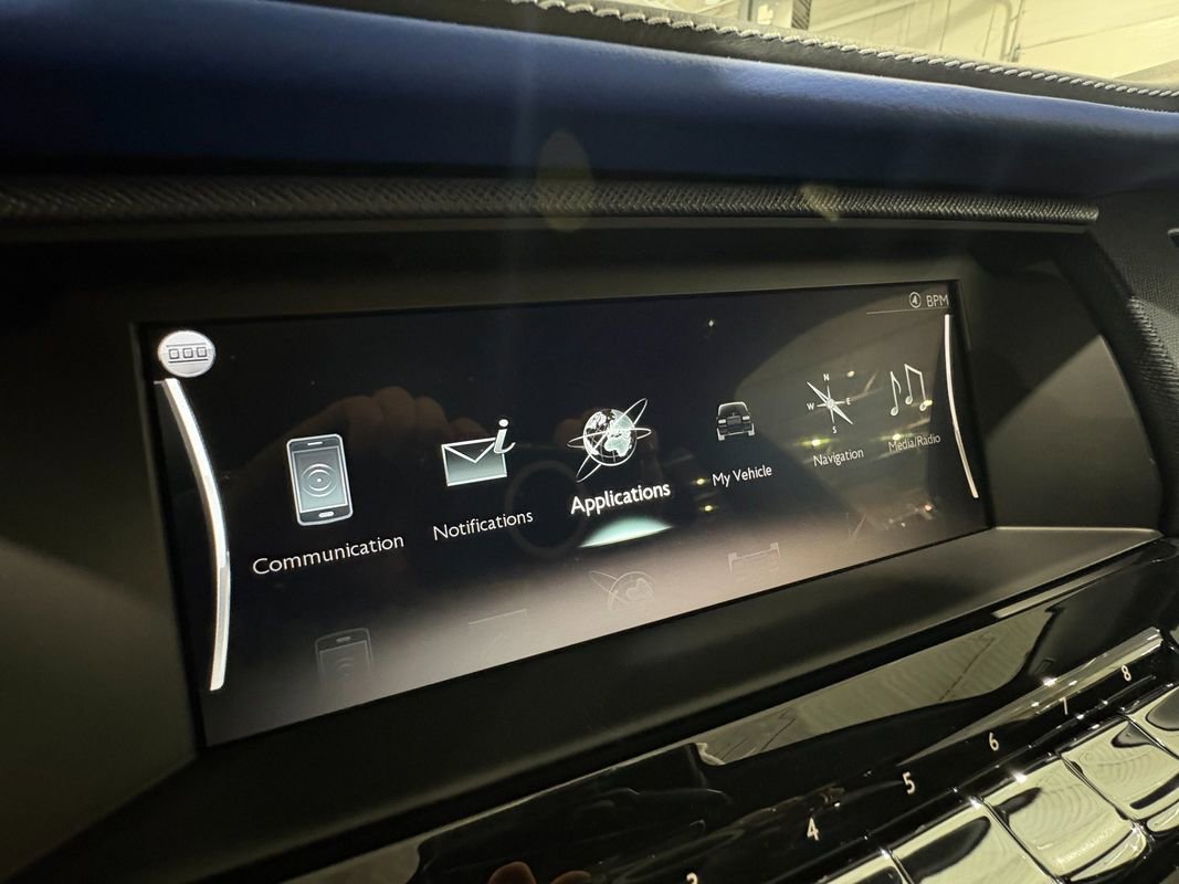 Used 2024 Rolls-Royce Cullinan Black Badge w/ Leather Finishing Pack image 20