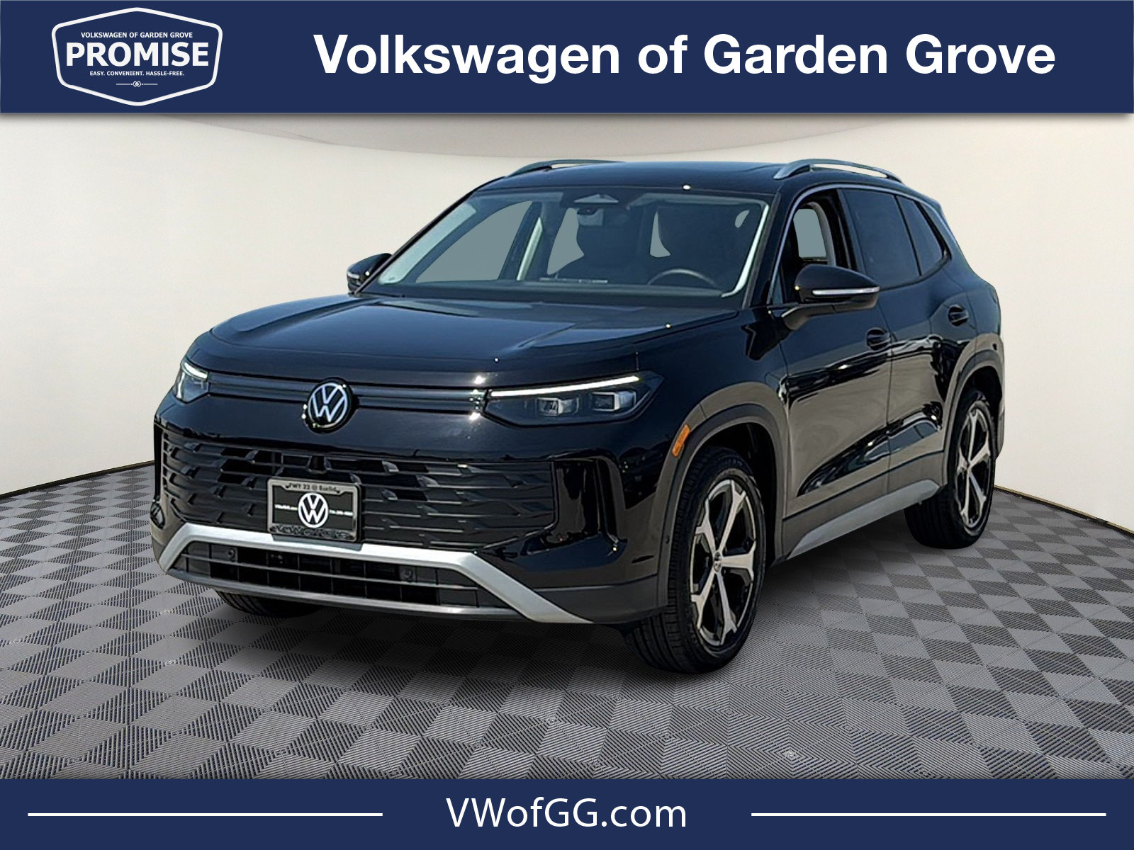 New 2026 Volkswagen Tiguan SE FWD image 4
