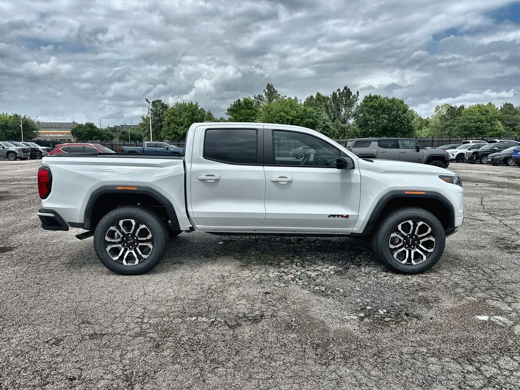 New 2026 GMC Canyon AT4 w/ AT4 Premium Package AWD/4WD image 10