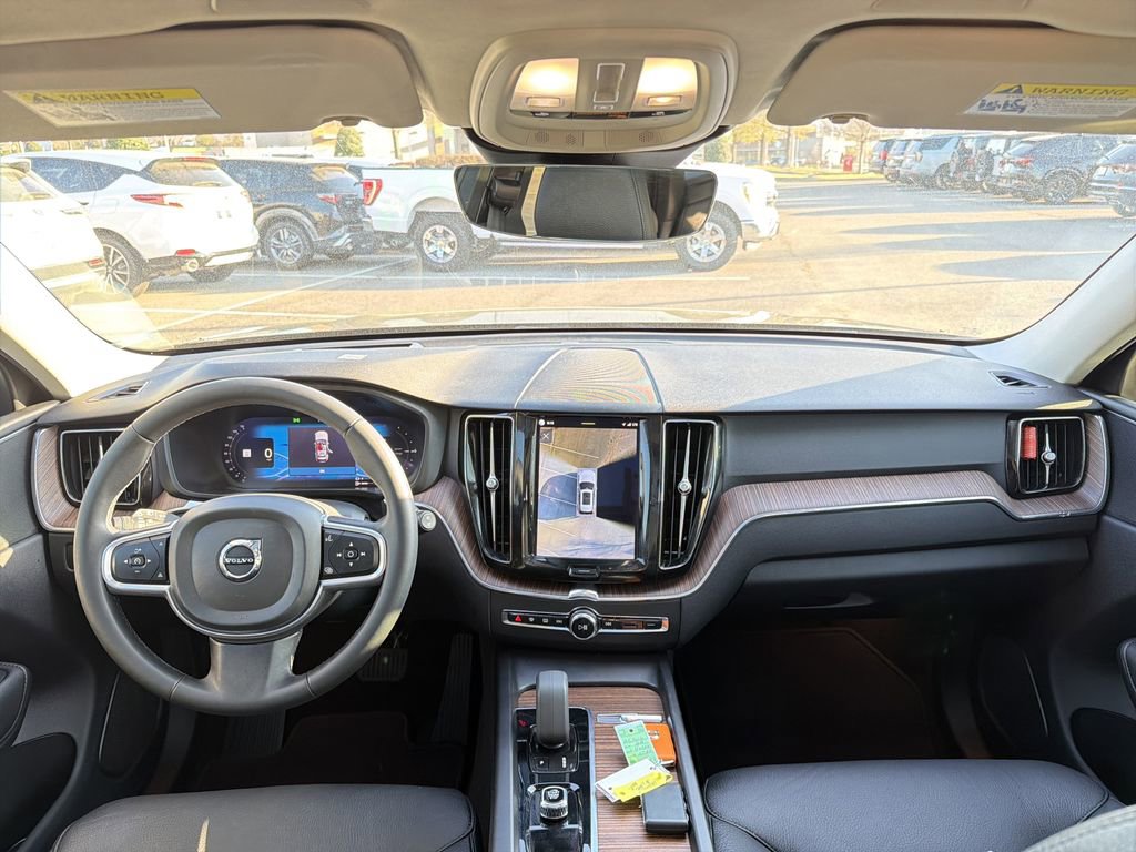 Used 2022 Volvo XC60 T8 Inscription image 20