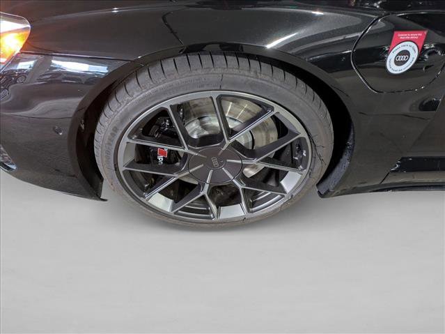 New 2026 Audi RS e-tron GT performance image 10