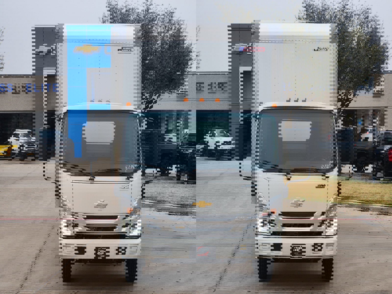 New 2025 Chevrolet Low Cab Forward 5500XG image 9