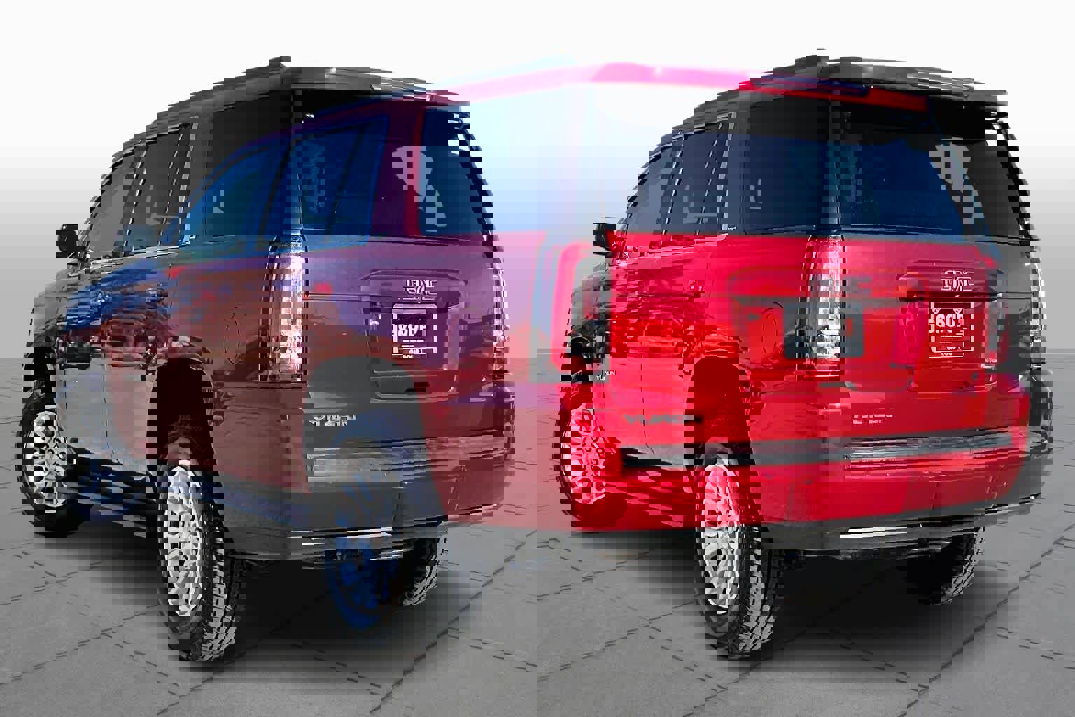 Used 2015 GMC Yukon SLT image 12