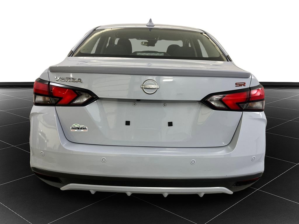 Used 2024 Nissan Versa SR w/ Trunk Package image 4