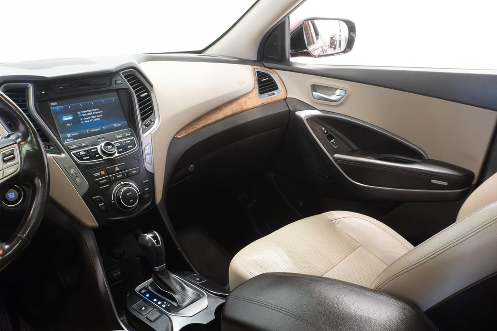 Used 2013 Hyundai Santa Fe Sport 2.0T w/ Technology Pkg AWD/4WD image 11