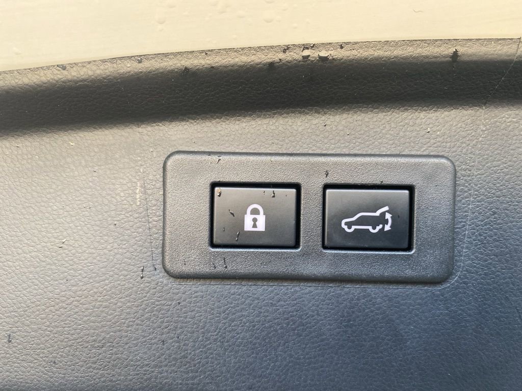 Used 2023 Subaru Outback Limited image 16