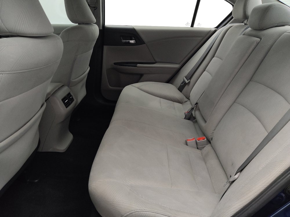 Used 2017 Honda Accord EX image 18