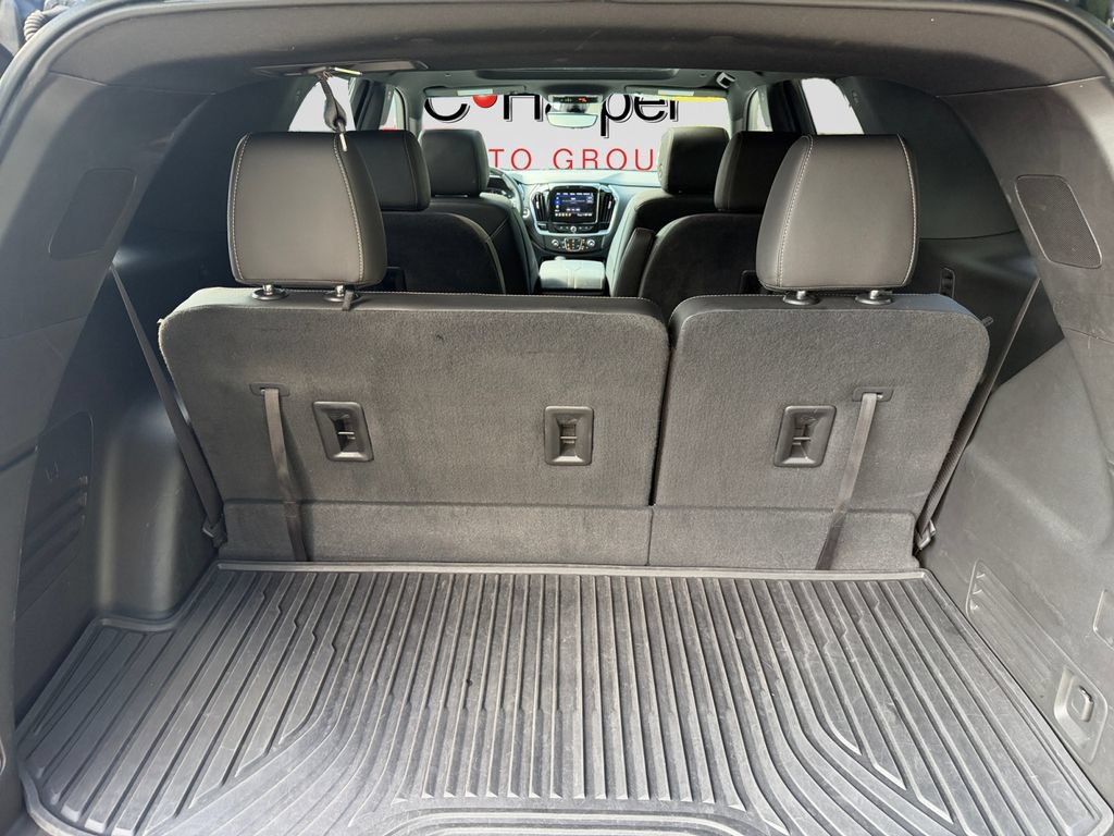 Used 2023 Chevrolet Traverse LT w/ LT Premium Package AWD/4WD image 26