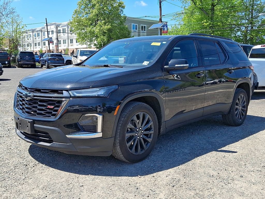 Used 2023 Chevrolet Traverse RS AWD/4WD image 3