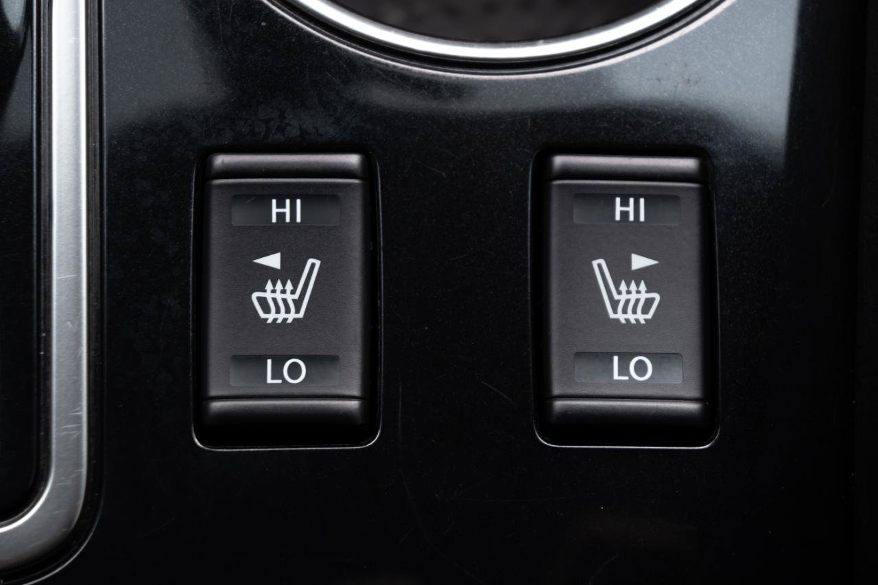 Used 2022 Nissan Maxima SV w/ Floor Mat Group FWD image 26