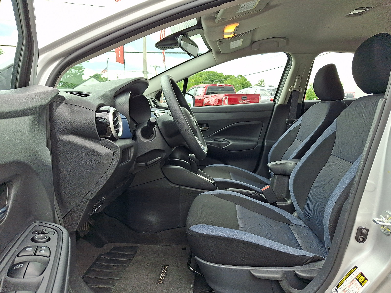 Certified 2025 Nissan Versa SV w/ Trunk Package FWD image 15