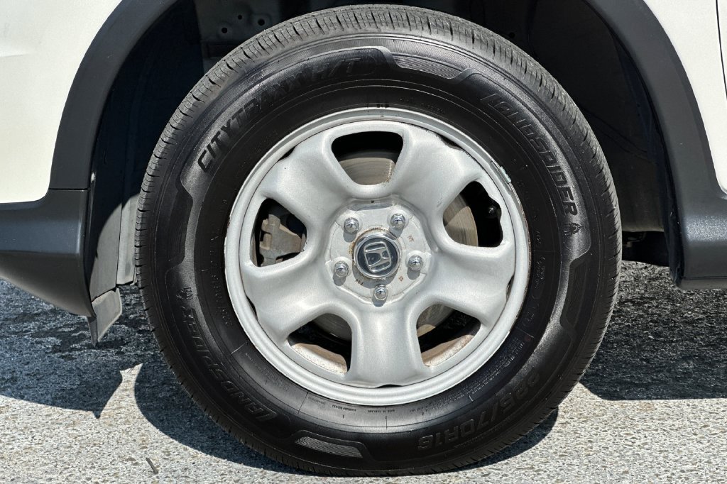 Used 2015 Honda CR-V LX image 24