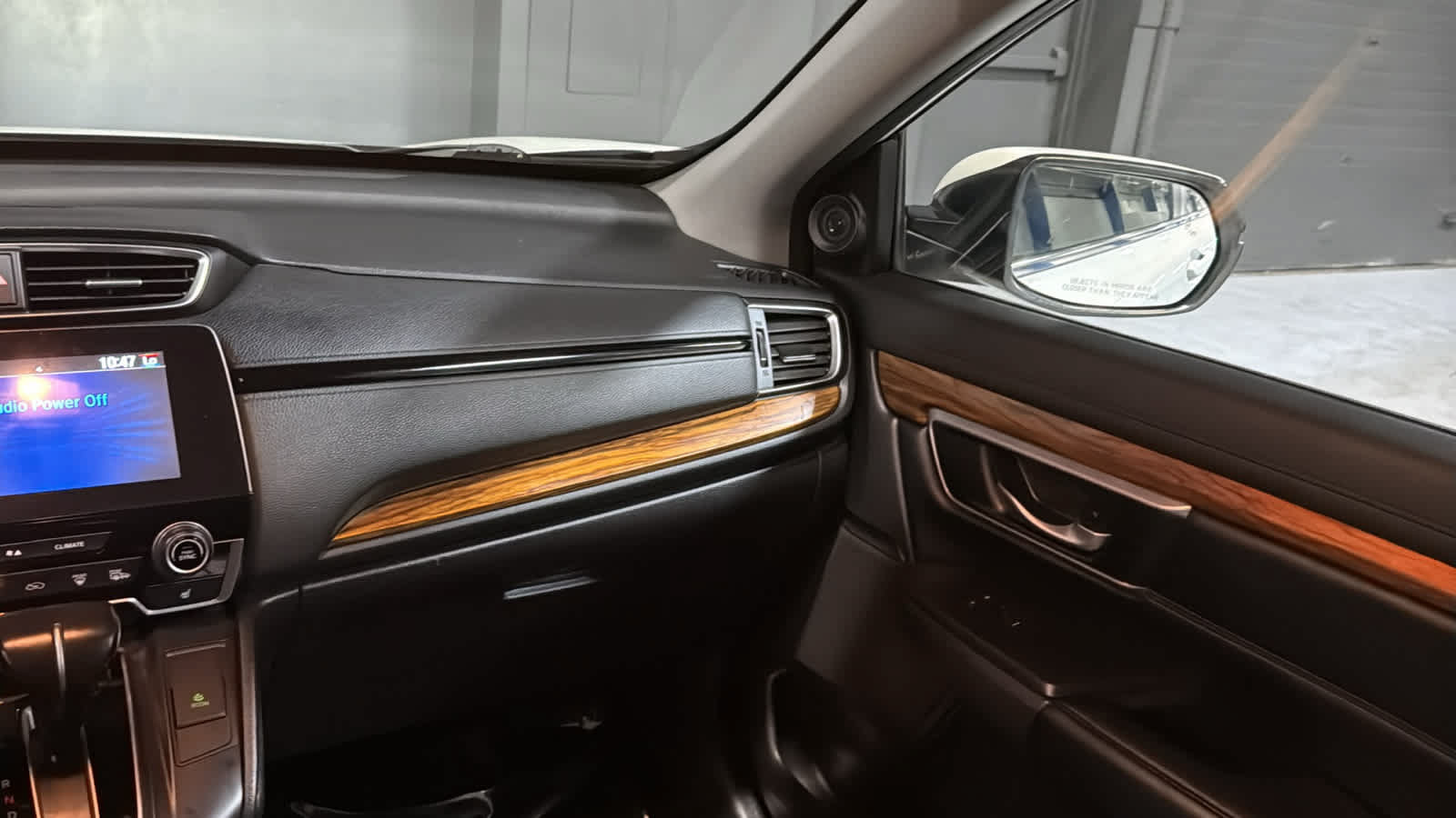 Used 2017 Honda CR-V Touring image 23