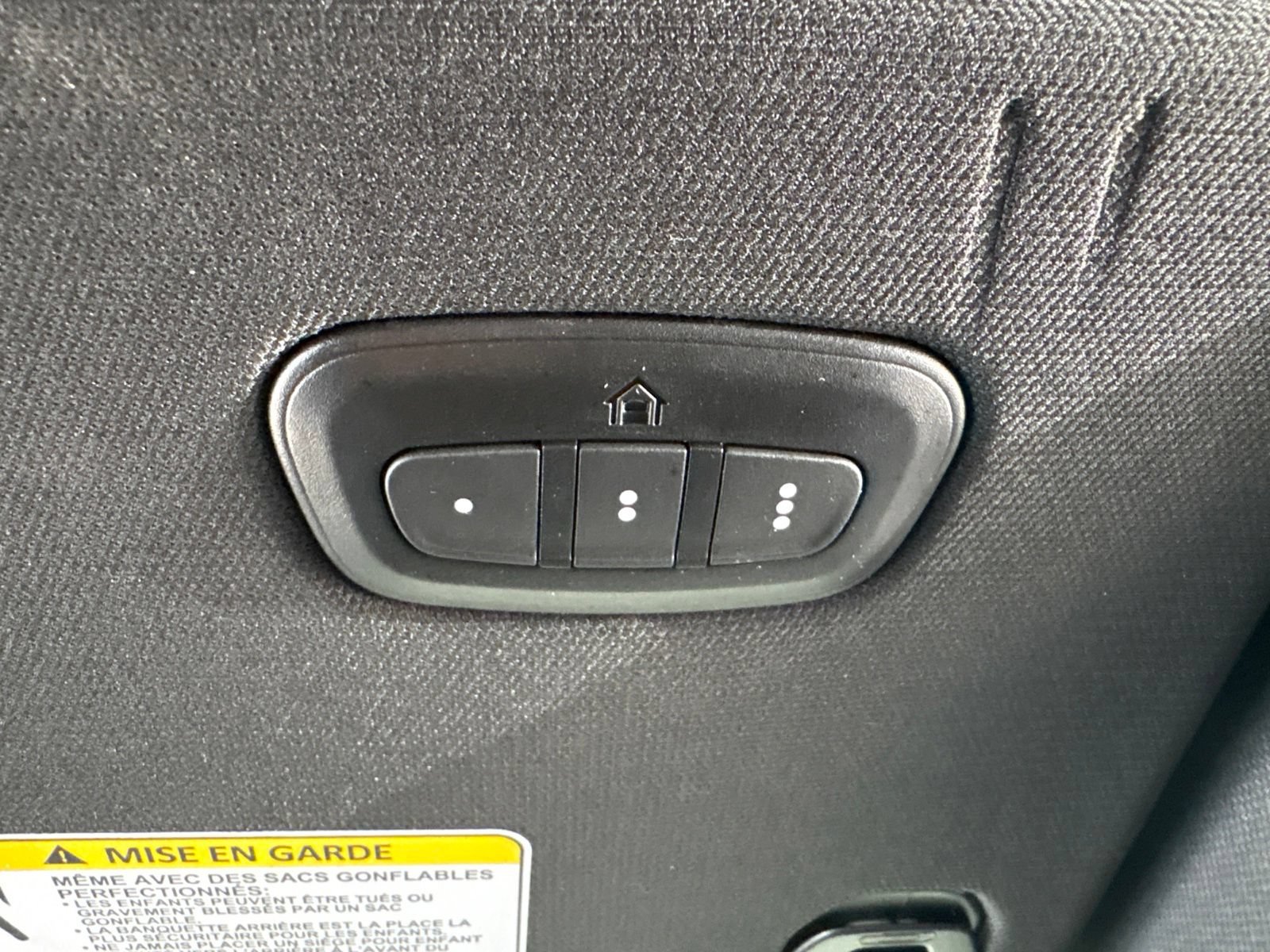 Used 2024 RAM 1500 Laramie AWD/4WD image 23