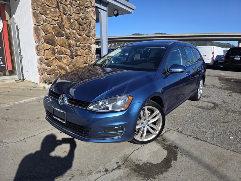 Used 2015 Volkswagen Golf SEL image 2