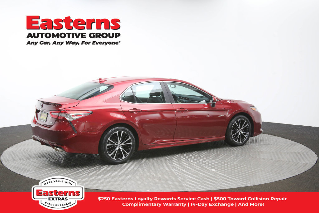 Used 2018 Toyota Camry SE w/ Audio Package FWD image 44