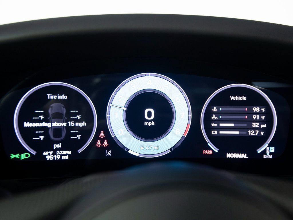 Certified 2025 Porsche 911 Carrera S image 23