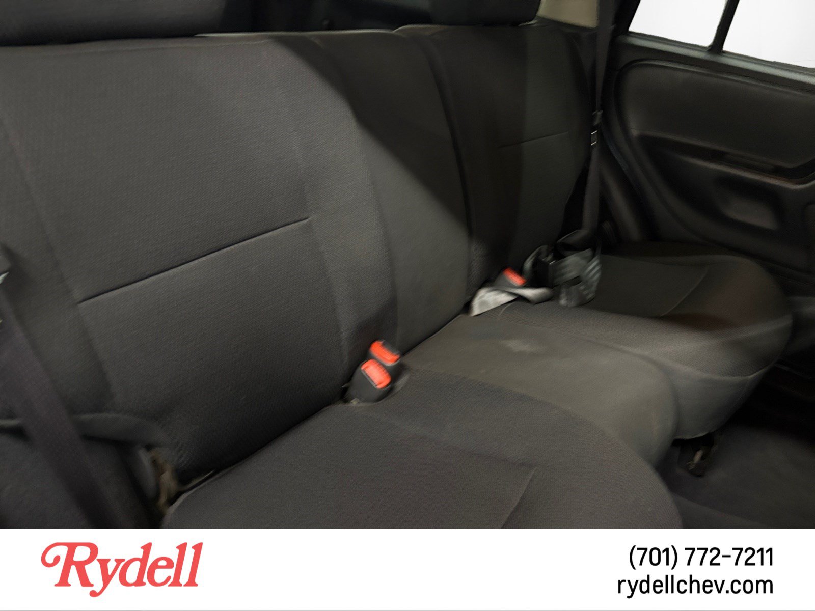 Used 2004 Jeep Grand Cherokee Laredo w/ Convenience Group AWD/4WD image 17